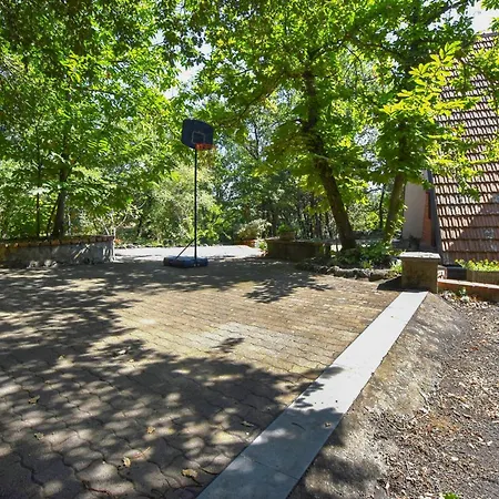 3 Bedroom Amazing Home In Trecastagni * Трекастаньи